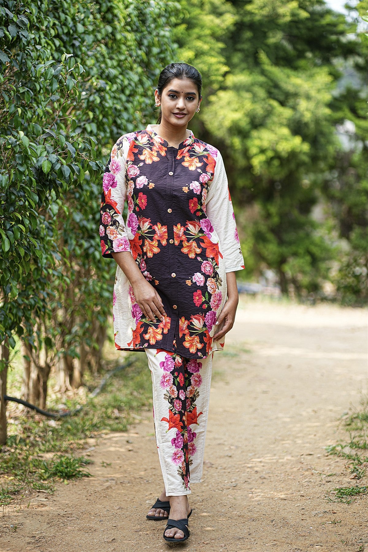 Silk Printed Black And Cream Kurti Set