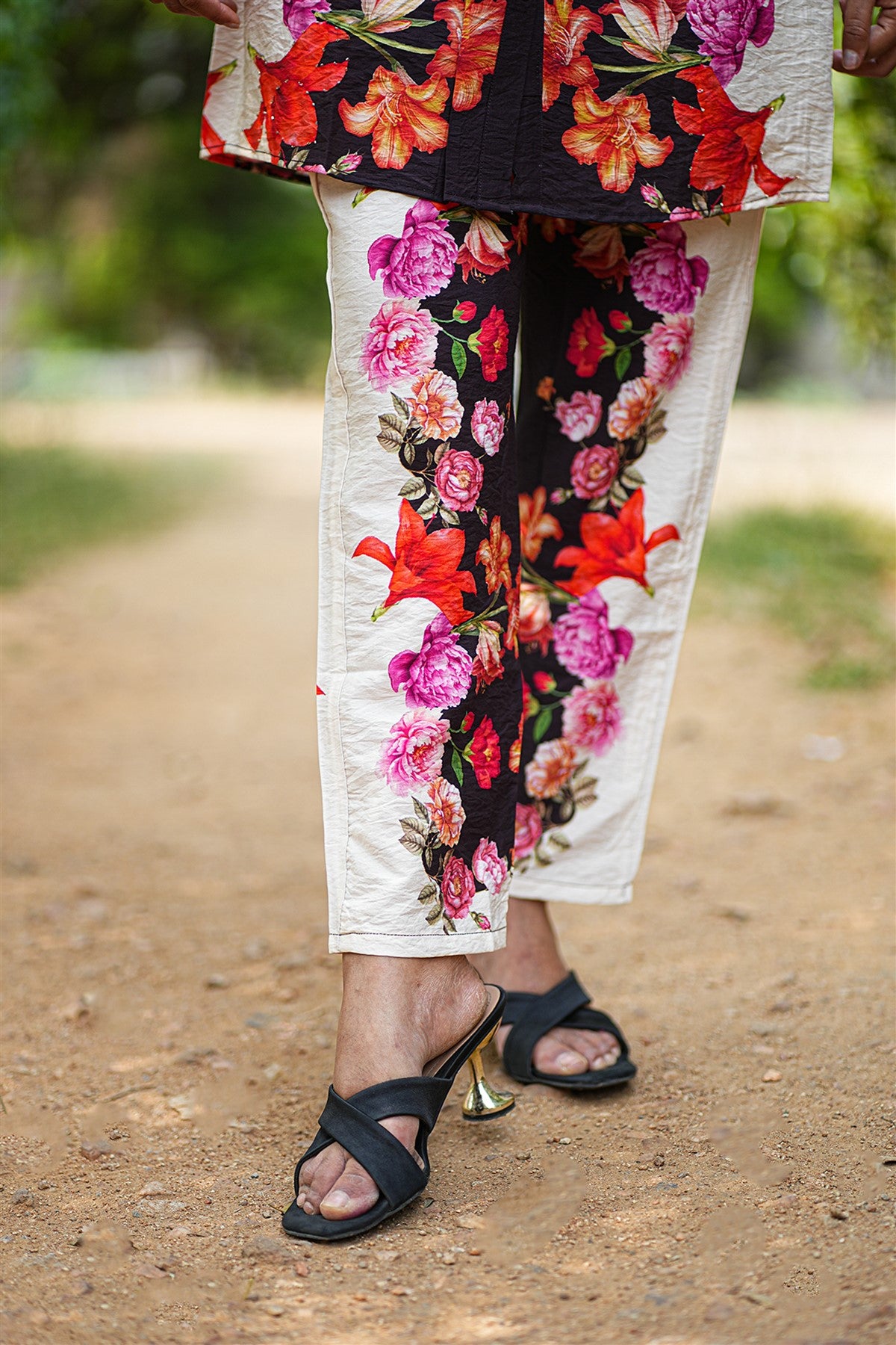 Silk Printed Black And Cream Kurti Set
