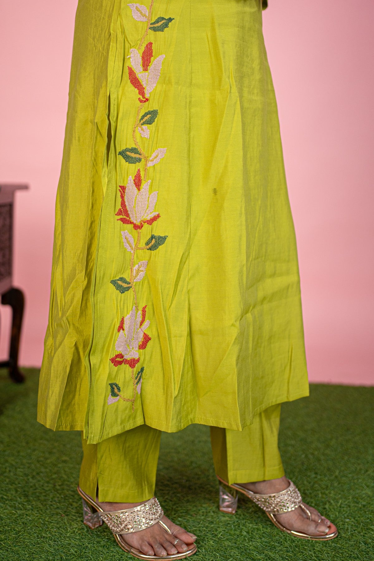Silk Embroidered Lime Green Kurti Set