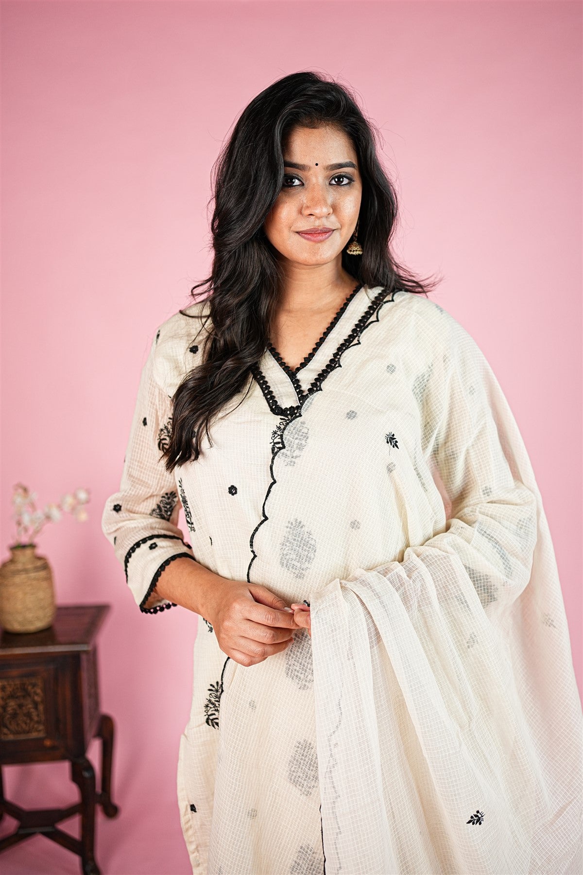 Kota Doria Embroidered Off-white Kurti Set With Dupatta