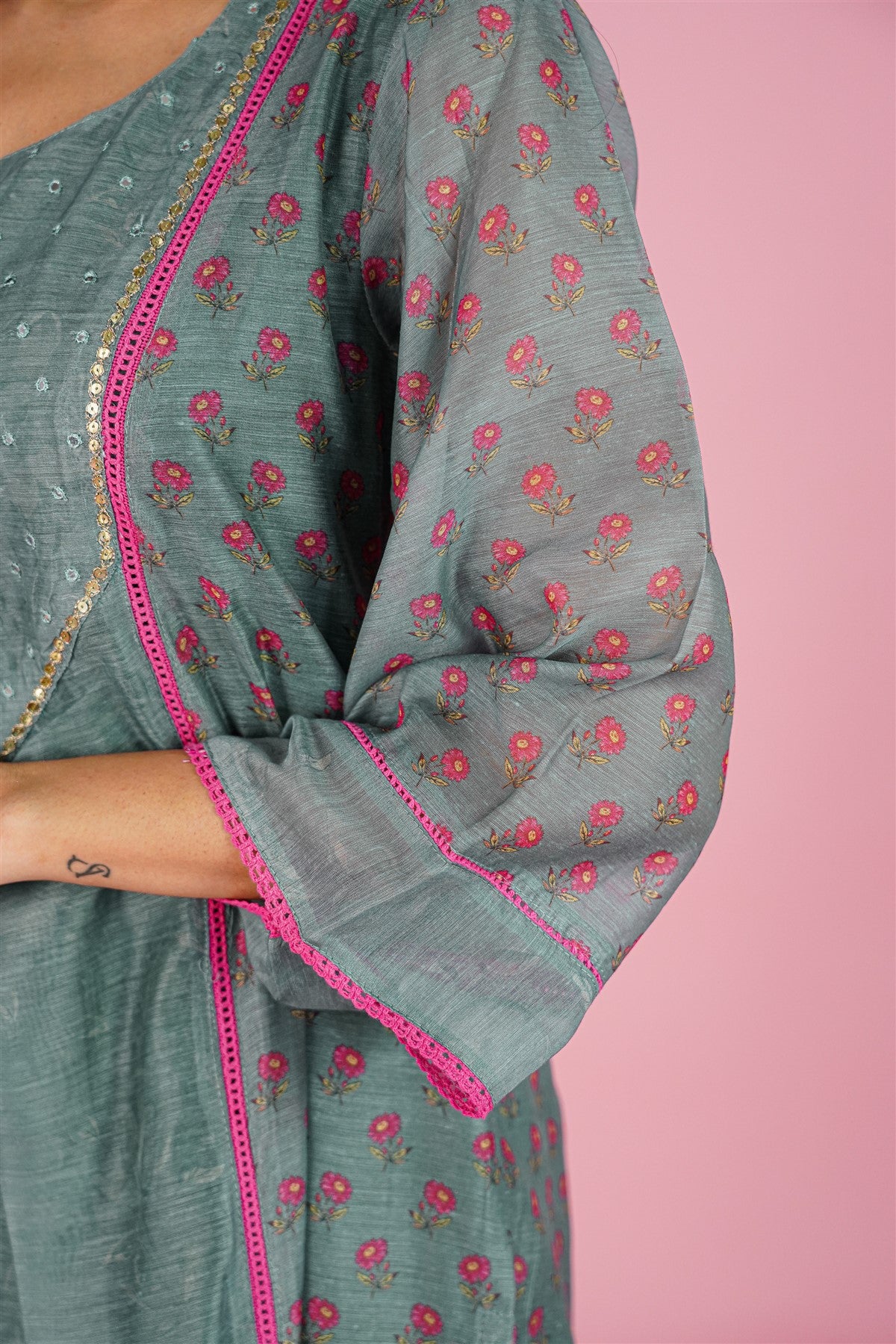Mul Chanderi Solid Grey Kurti Set With Dupatta