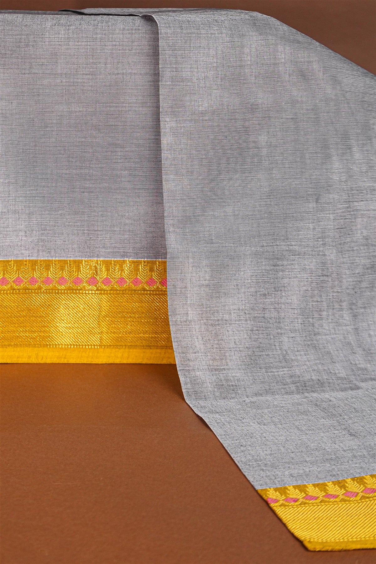Cotton Grey Solid With Zari Border Dress Material