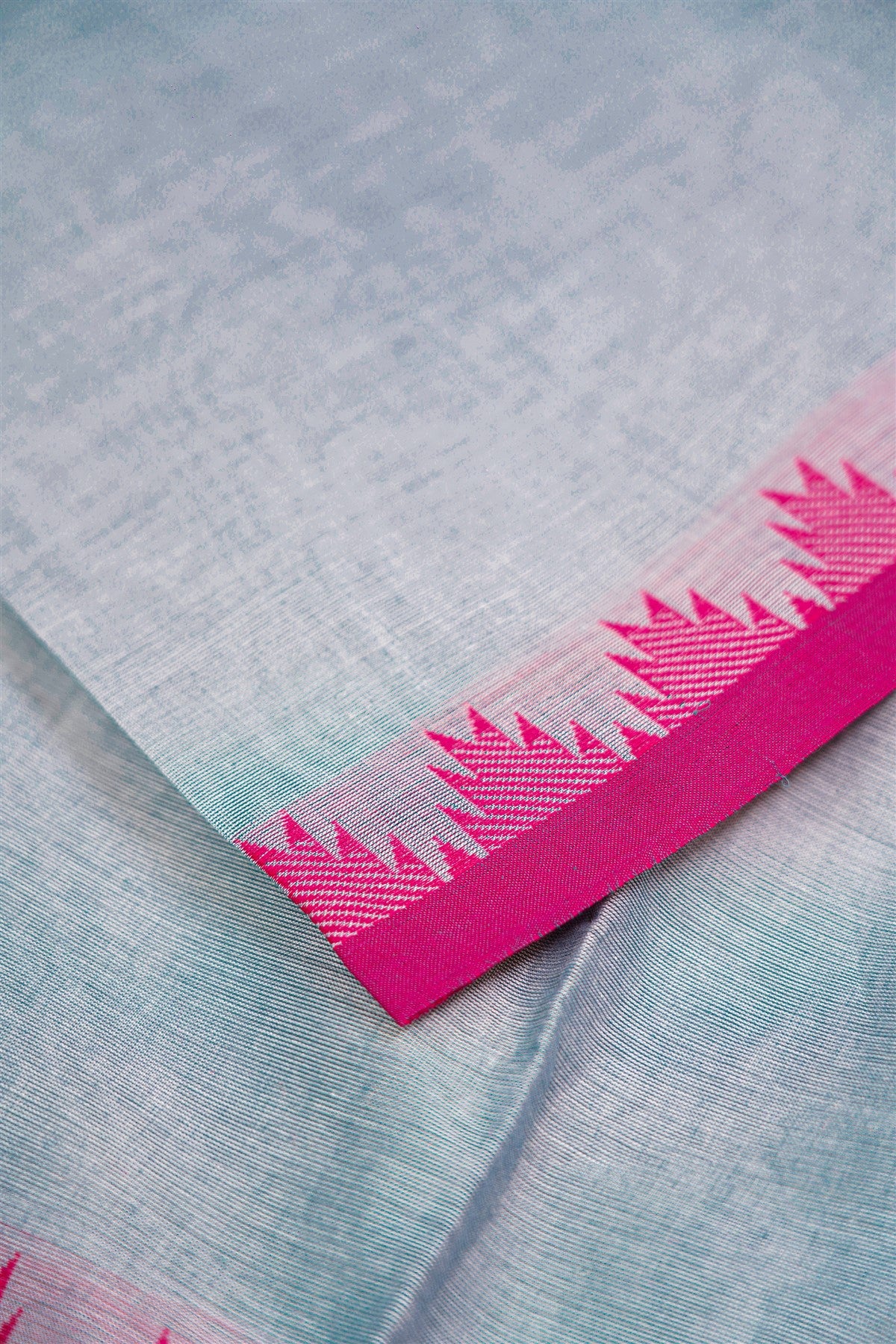 Cotton Light Grey And Magenta Zari Border Dress Material