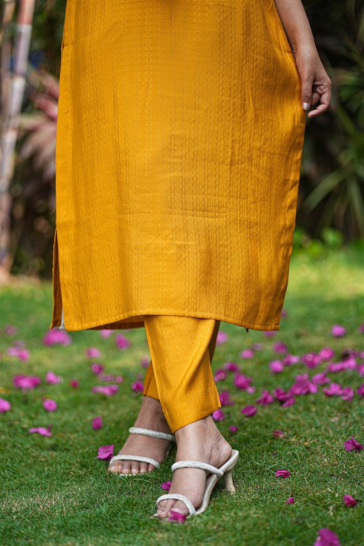 Mul Chanderi Solid Mustard Yellow Kurti Set With Dupatta