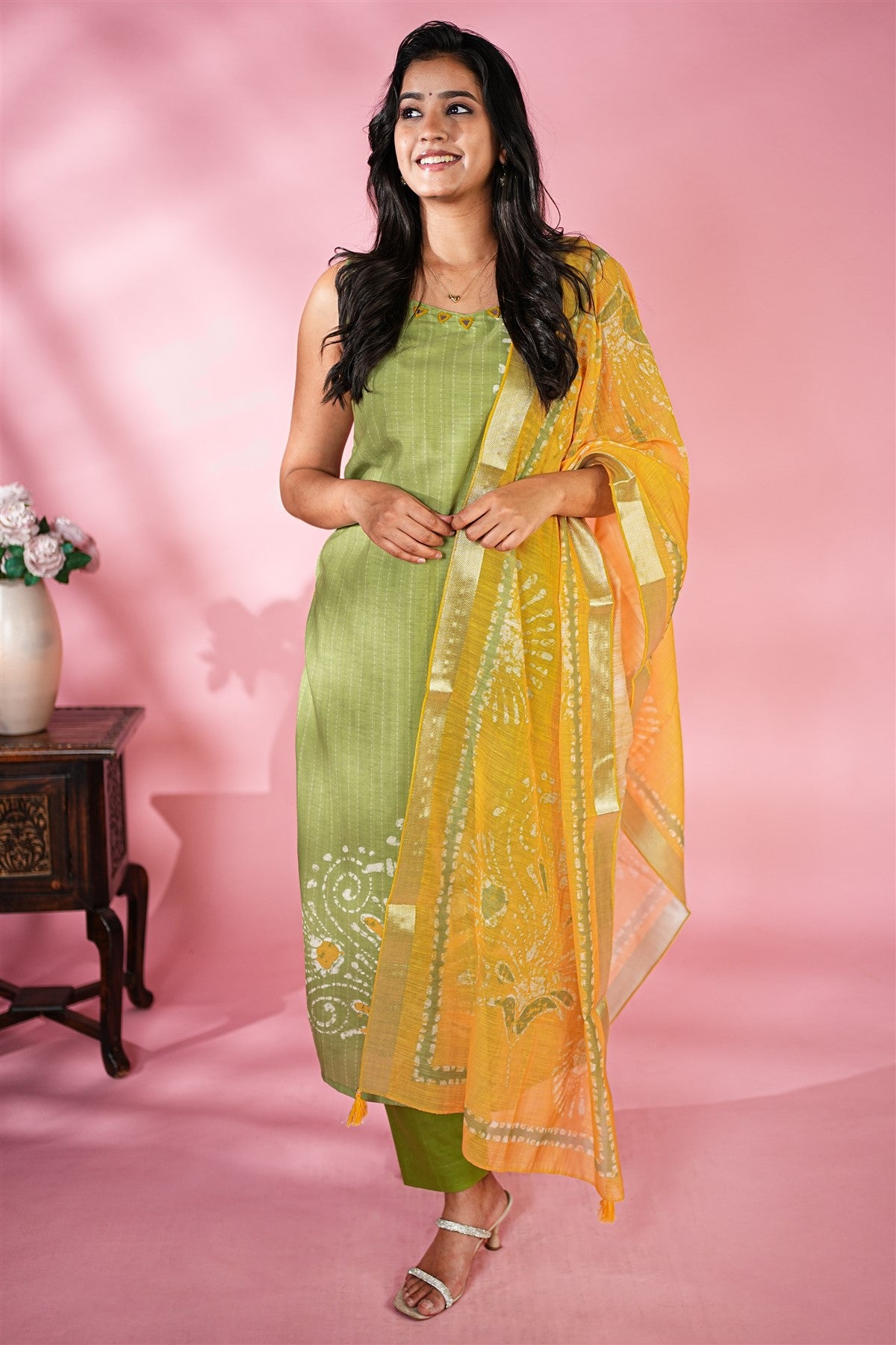 Mul Chanderi Solid Green Kurti Set With Dupatta
