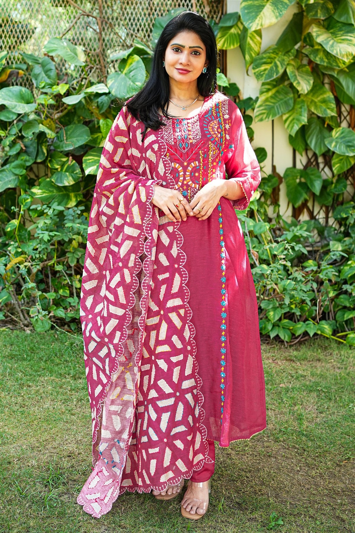 Linen Embroidery Magenta Kurti Set With Dupatta
