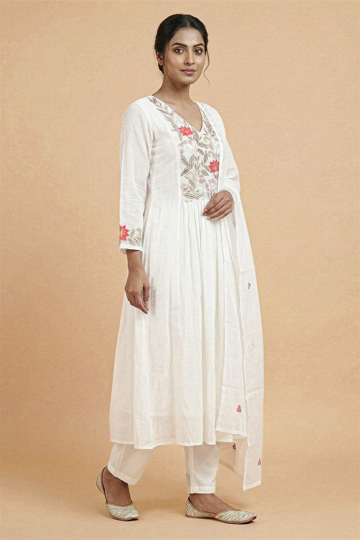 Mul Chanderi Embroidered Off White Kurti Set With Dupatta