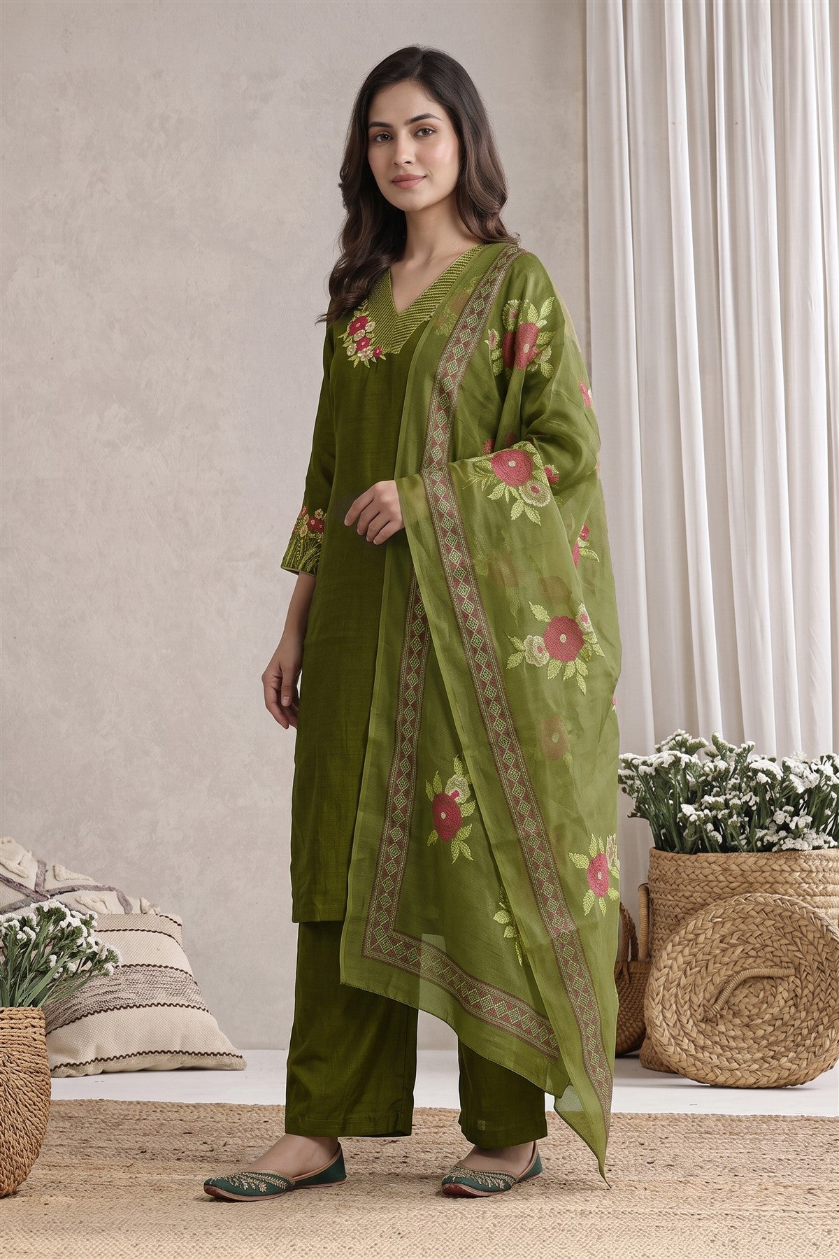 Poly Blend Embroidered Mehendi Green Kurti Set With Dupatta