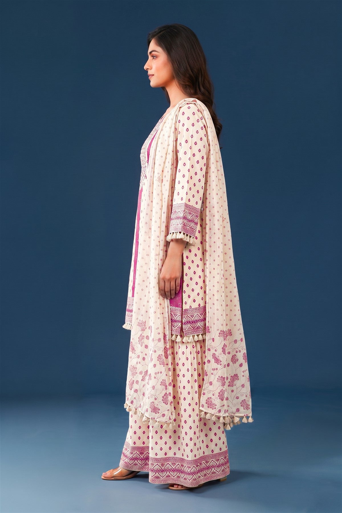 Cotton Embroidered Off White Kurti Set With Dupatta