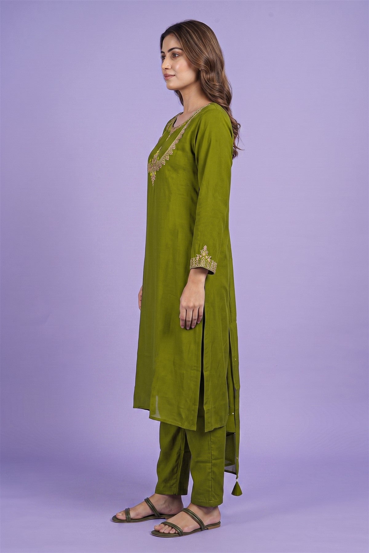 Mul Chanderi Embroidered Light Green Kurti Set With Dupatta