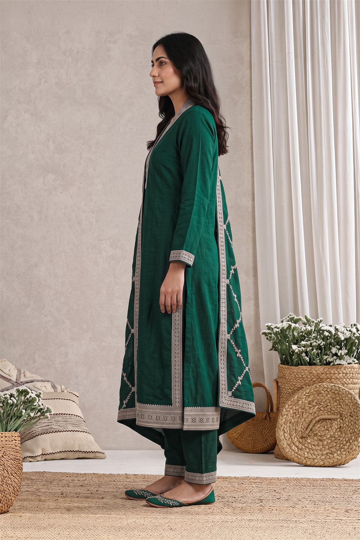 Chanderi Silk Embroidered Bottle Green Kurti Set With Dupatta
