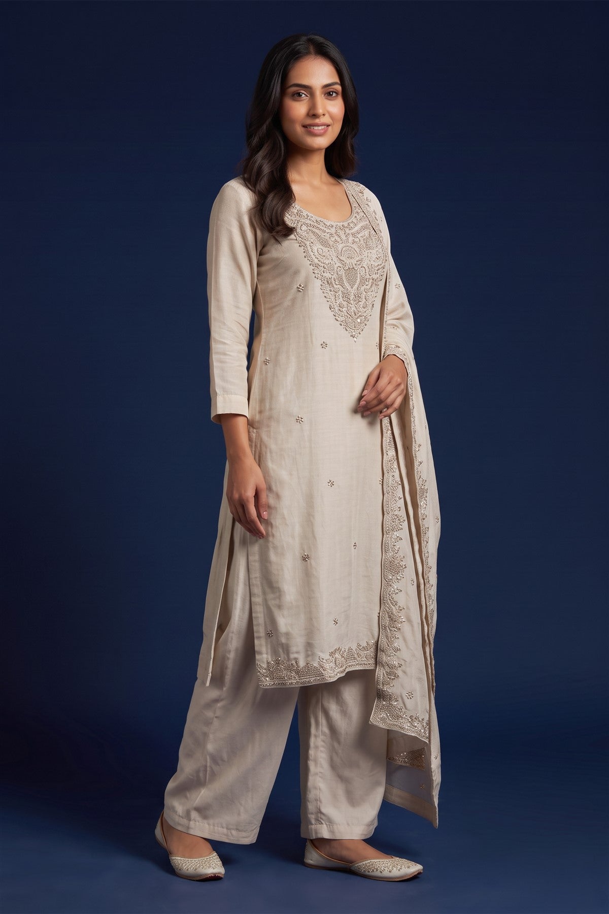 Mul Chanderi Embroidered Cream Kurti Set With Dupatta