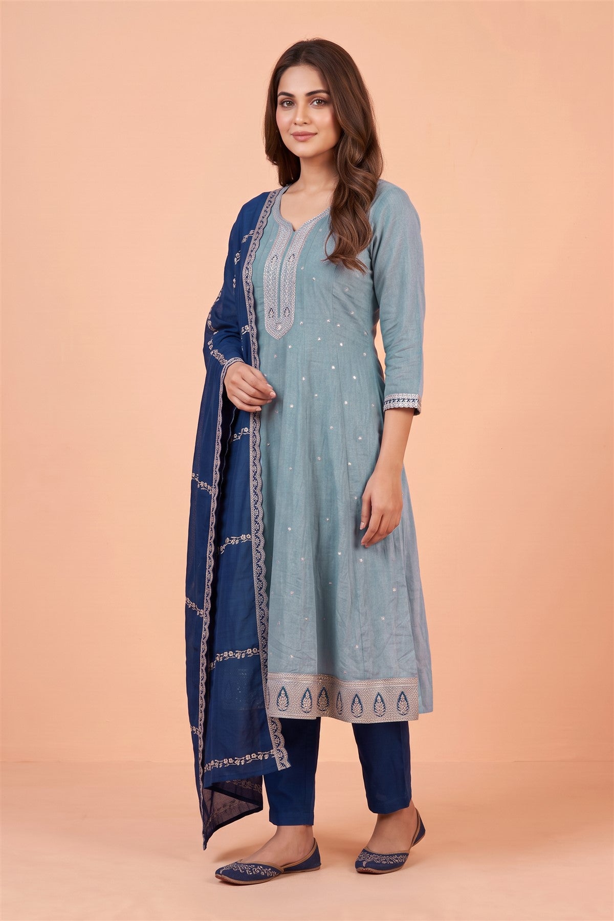 Chanderi Silk Embroidered Grey Kurti Set With Dupatta